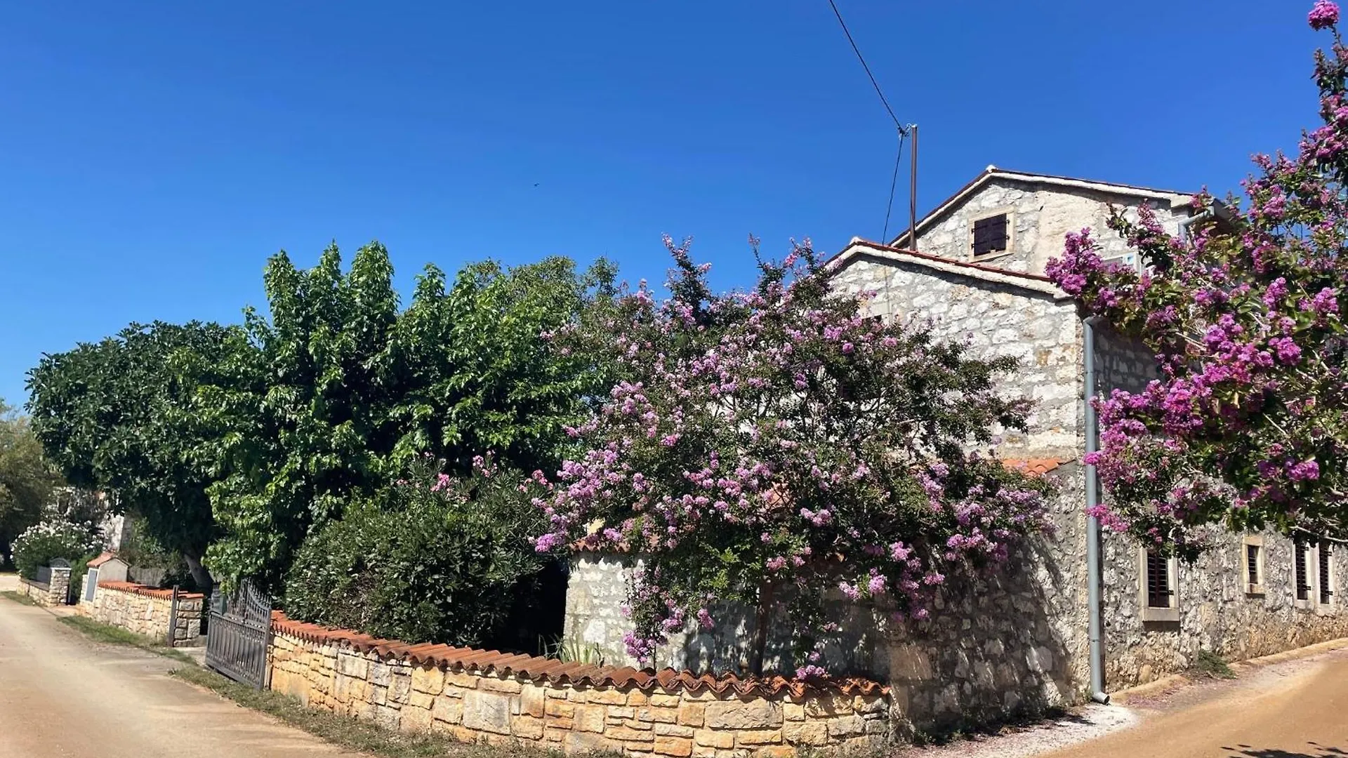 Holiday home Casa Tiz & Tia - Beautiful Old 3* Stone House Near Visnjan Villa Radossi